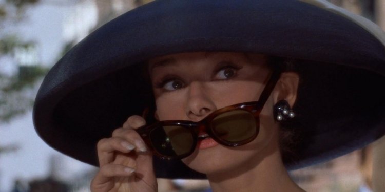 Audrey-Hepburn-Vintage-Cat-Eye