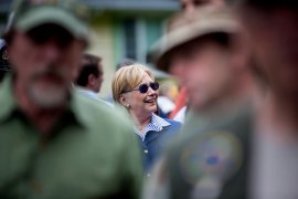 CHAPPAQUA - MAY 30: Democratic presidential candidate former Secretary of State Hillary Clinton walks in the Memorial Day parade May 30, 2016 in Chappaqua, New York. (Photo by Eric Thayer/Getty Images)